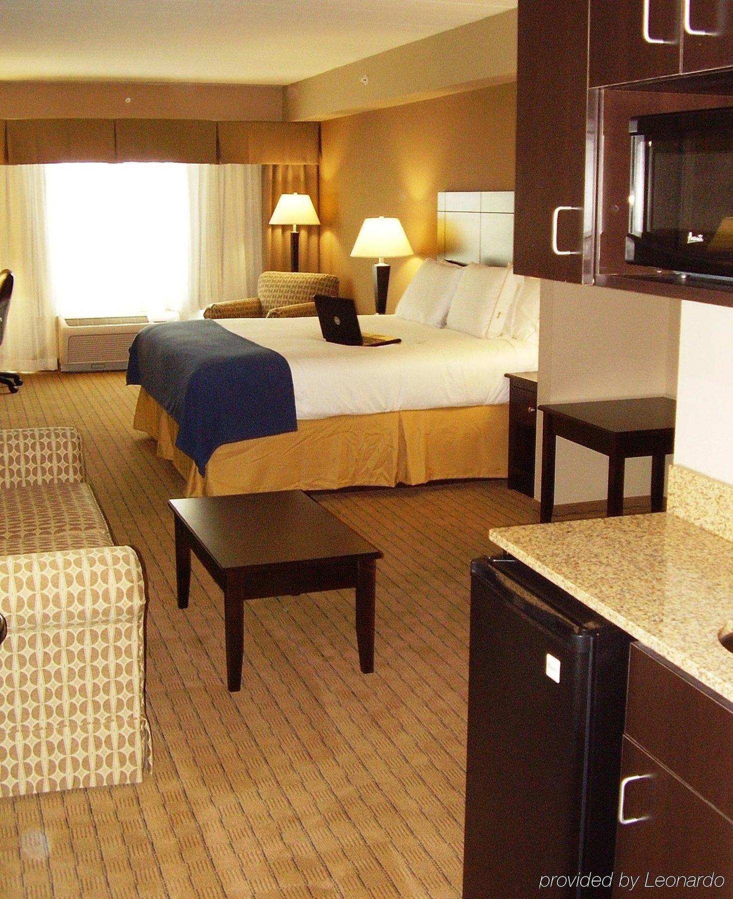 Holiday Inn Express Hotel & Suites Fort Myers East - The Forum, An Ihg Hotel Quarto foto